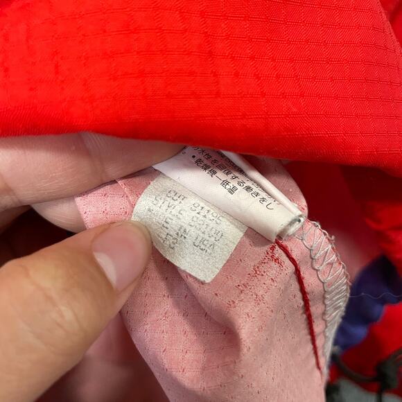 Vintage 90's Patagonia Red Windbreaker Anorak Half Button Snap Size Small - Picture 9 of 11